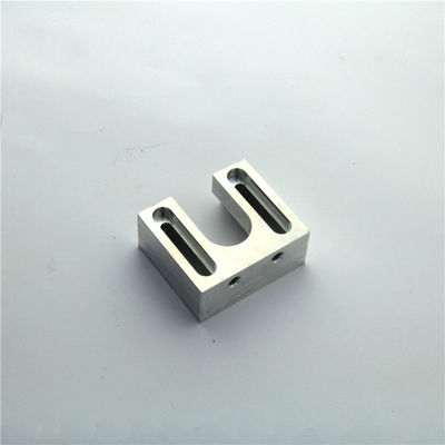 Metal del CNC de la precisión que sella de aluminio de las piezas anodizada modificado para requisitos particulares