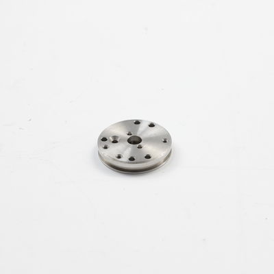 Capa que pule con chorro de arena de acero de aluminio/inoxidable el trabajar a máquina del CNC de la dureza del polvo
