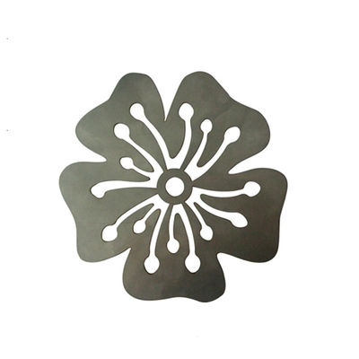 Servicios de tratamiento de superficie anodizante con nuez hexagonal mecanizada CNC de precisión con dureza y larga vida
